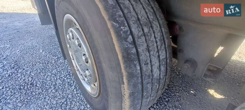 Тентований борт (штора) - напівпричіп Schmitz Cargobull SCS 2013 в Львові