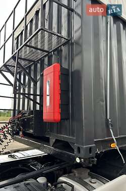 Зерновоз - полуприцеп Schmitz Cargobull SCS 2000 в 