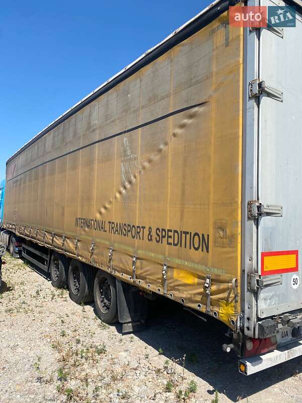 Тентований борт (штора) - напівпричіп Schmitz Cargobull SCS 2007 в Одесі