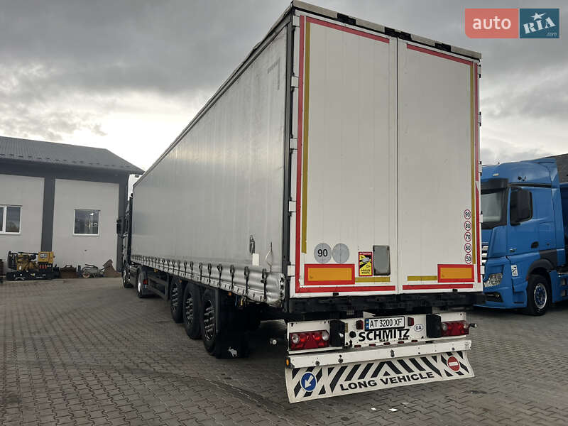 Тентованный борт (штора) - полуприцеп Schmitz Cargobull SCS 2013 в Долине