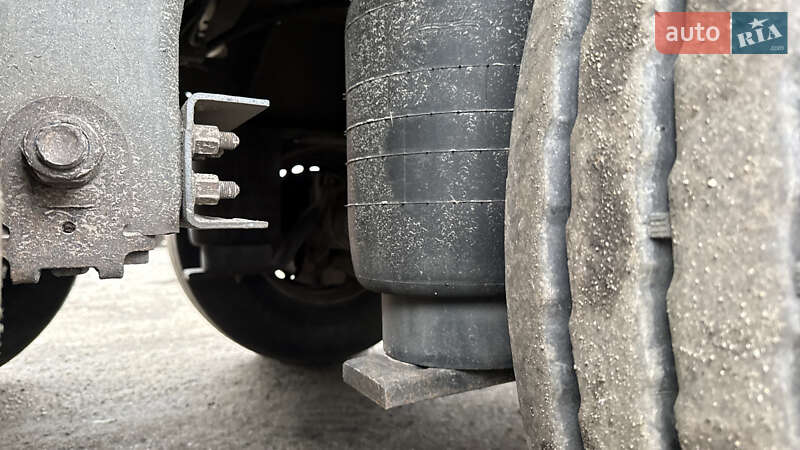 Тентованный борт (штора) - полуприцеп Schmitz Cargobull SCS 2011 в Киеве