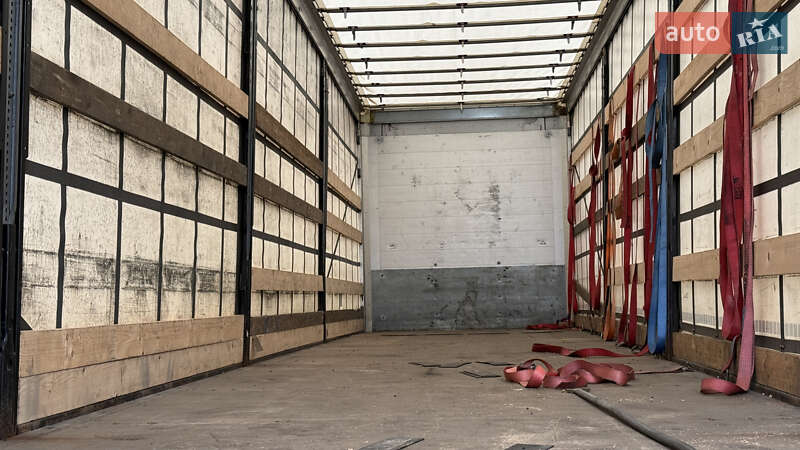 Тентованный борт (штора) - полуприцеп Schmitz Cargobull SCS 2011 в Киеве