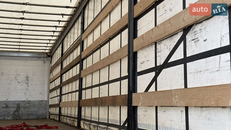 Тентований борт (штора) - напівпричіп Schmitz Cargobull SCS 2011 в Києві