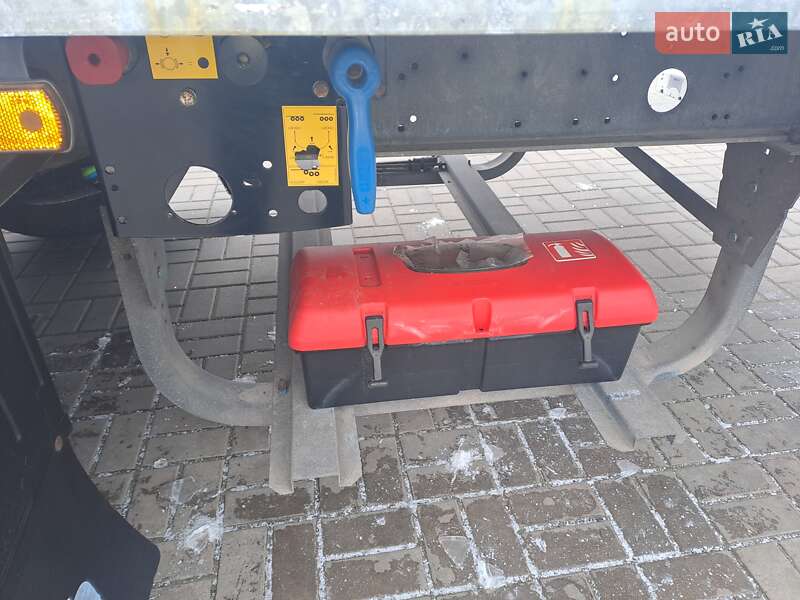 Платформа полуприцеп Schmitz Cargobull SCS 2015 в Черкассах