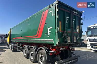Самоскид напівпричіп Schmitz Cargobull SGF S3 2015 в 