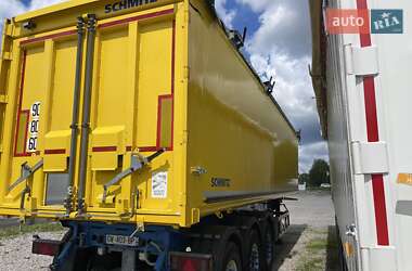 Зерновоз - полуприцеп Schmitz Cargobull SGF S3 2016 в 