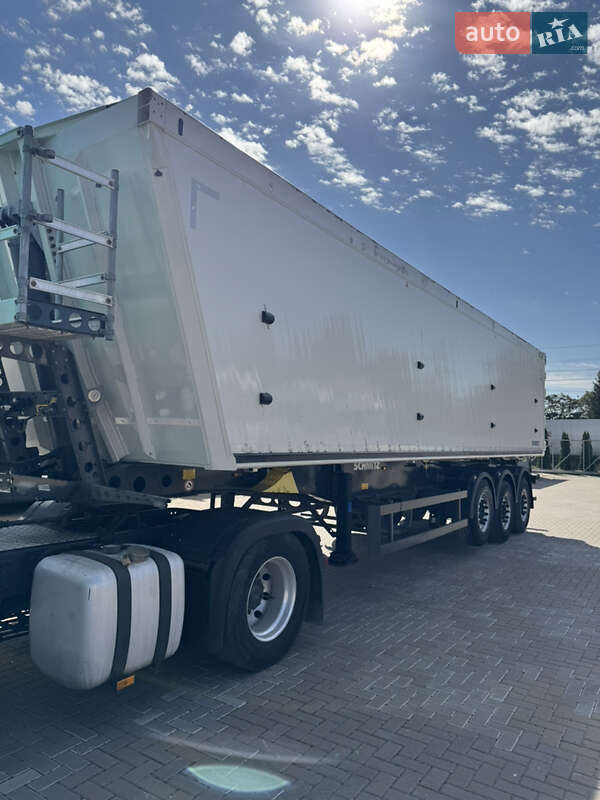 Зерновоз - напівпричіп Schmitz Cargobull SGF S3 2019 в Вінниці