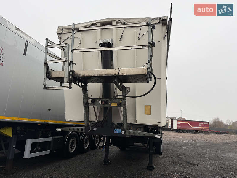 Самосвал полуприцеп Schmitz Cargobull SGF S3 2017 в Киеве