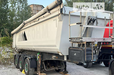 Самосвал полуприцеп Schmitz Cargobull SKI 2012 в 