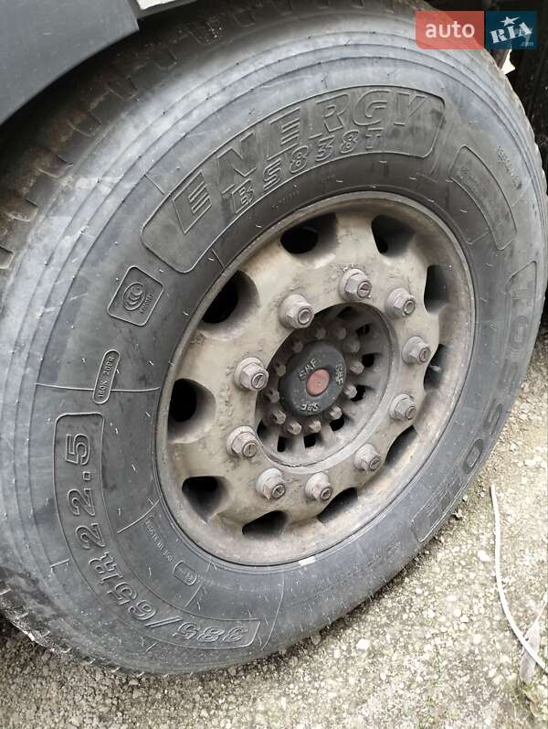 Зерновоз - полуприцеп Schmitz Cargobull SKI 2004 в Тернополе