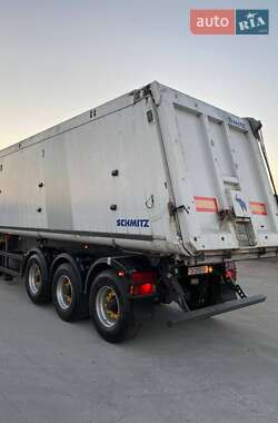 Самосвал полуприцеп Schmitz Cargobull SKI 2005 в 