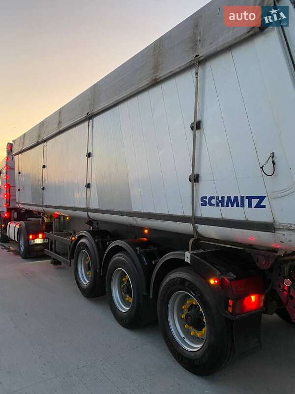 Самосвал полуприцеп Schmitz Cargobull SKI 2005 в 