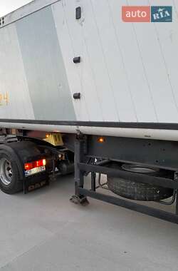 Самосвал полуприцеп Schmitz Cargobull SKI 2005 в 