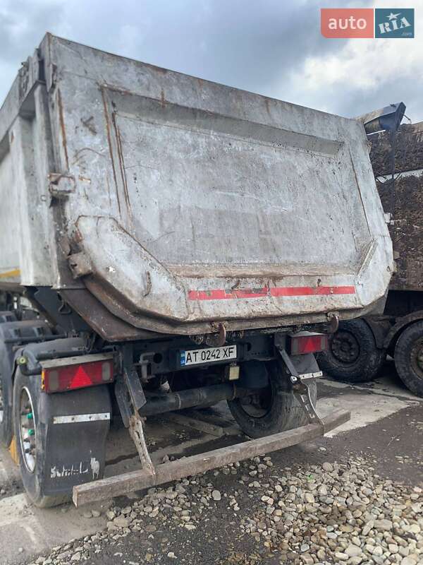 Самосвал прицеп Schmitz Cargobull SKI 2012 в Долине