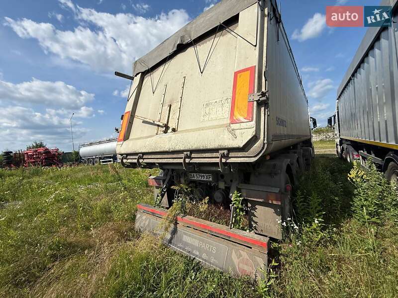 Самосвал полуприцеп Schmitz Cargobull SKI 2008 в Киеве
