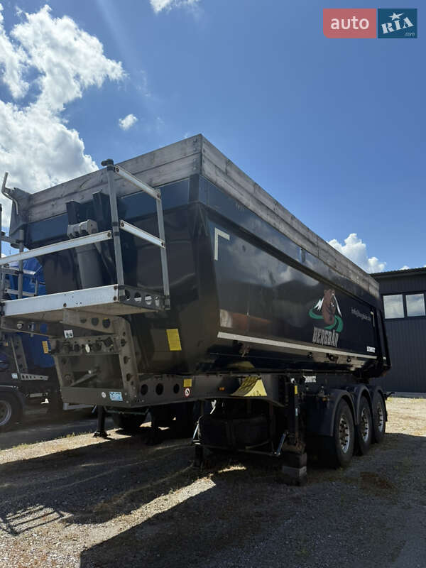 Самосвал полуприцеп Schmitz Cargobull SKI 2012 в Виннице