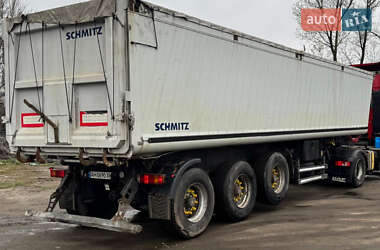 Самосвал полуприцеп Schmitz Cargobull SKI 2007 в 