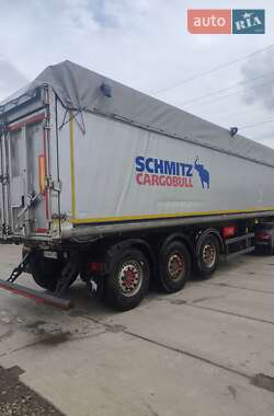 Самоскид напівпричіп Schmitz Cargobull SKI 2009 в 