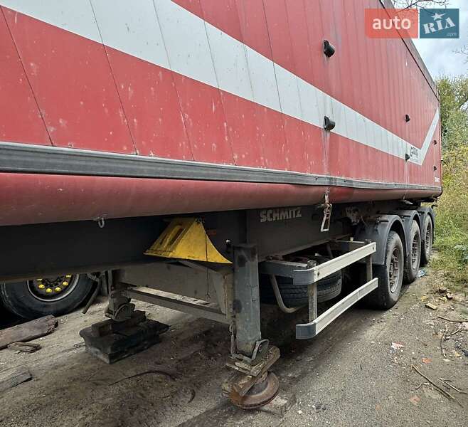Самоскид напівпричіп Schmitz Cargobull SKI 2005 в Києві