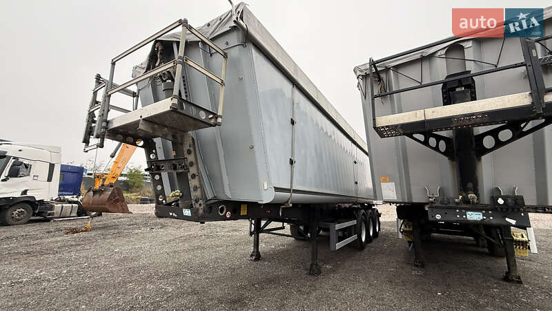 Самосвал полуприцеп Schmitz Cargobull SKI 2010 в Киеве фото 19 Самосвал полуприцеп Schmitz Cargobull SKI 2010 в Киеве