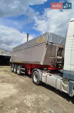 Самосвал полуприцеп Schmitz Cargobull SKI 2007 в Берестечку
