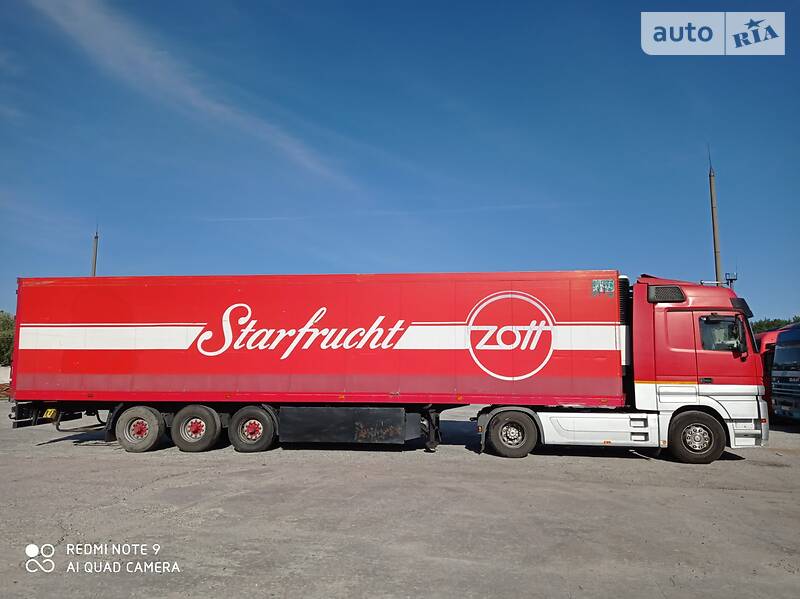 Schmitz Cargobull SKO 24