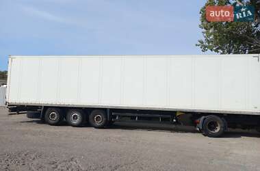 Изотермическая будка Schmitz Cargobull SKO 24 2010 в 