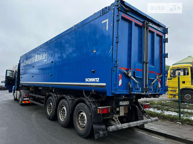 Зерновоз - полуприцеп Schmitz Cargobull SKO 24 2015 в Ужгороде