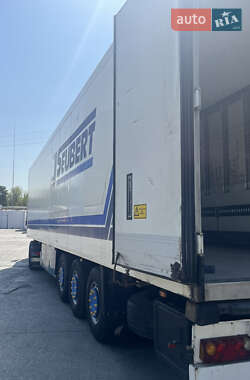 Рефрижератор напівпричіп Schmitz Cargobull SKO 24 2004 в 