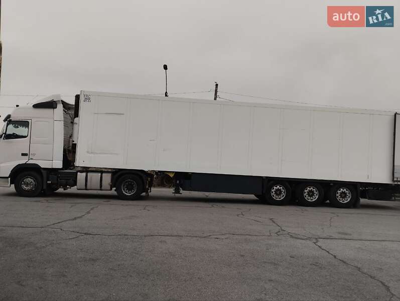 Рефрижератор полуприцеп Schmitz Cargobull SKO 24 2008 в Житомире