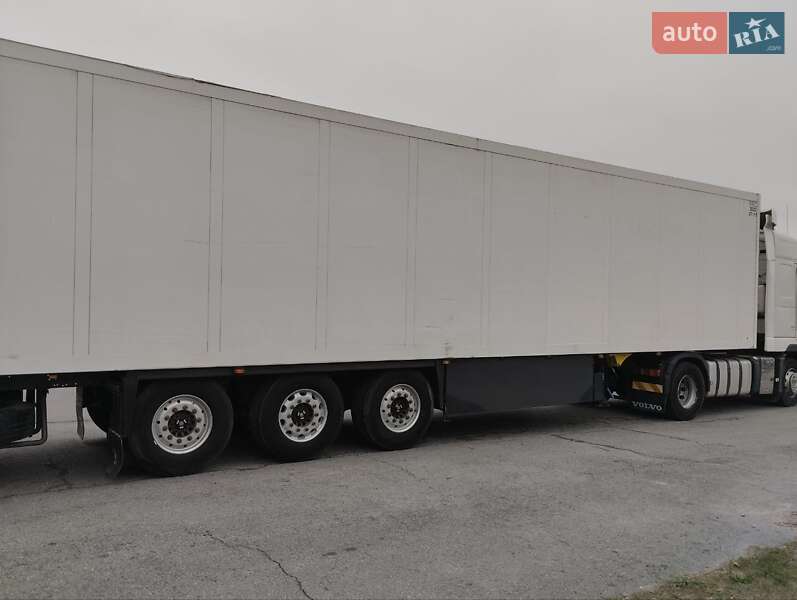 Рефрижератор полуприцеп Schmitz Cargobull SKO 24 2008 в Житомире