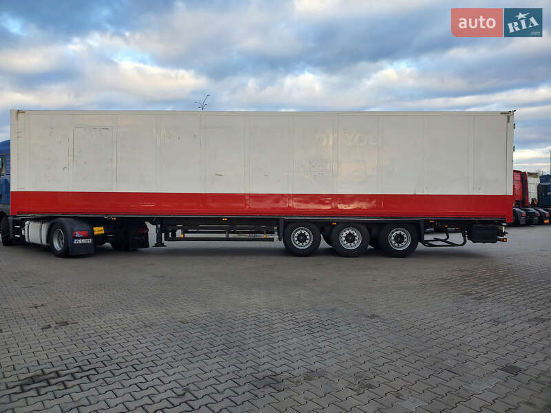 Изотермическая будка Schmitz Cargobull SKO 24 2013 в Ровно