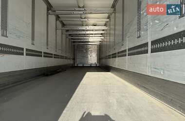 Рефрижератор полуприцеп Schmitz Cargobull SKO 24 2011 в 