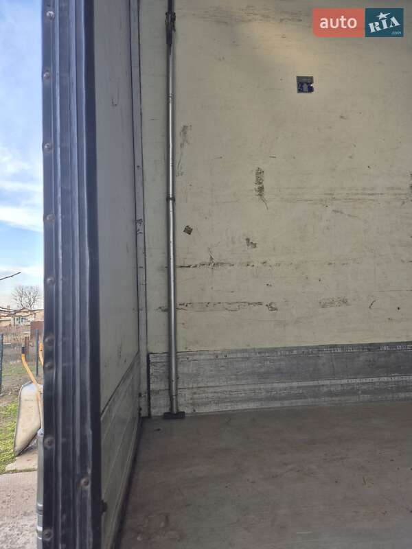 Рефрижератор полуприцеп Schmitz Cargobull SKO 24 2007 в Павлограде