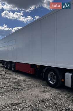 Рефрижератор полуприцеп Schmitz Cargobull SKO 24 2010 в 