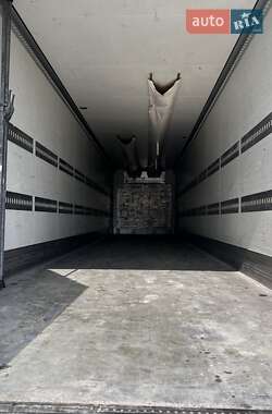 Рефрижератор полуприцеп Schmitz Cargobull SKO 24 2010 в 