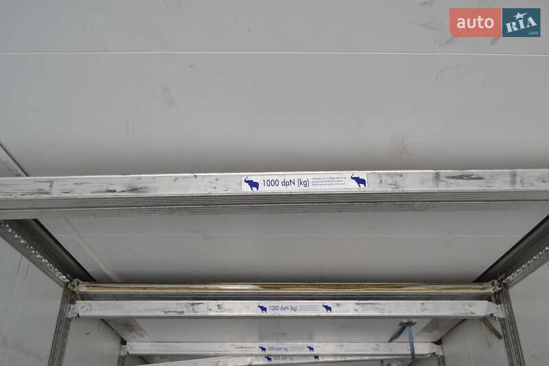 Рефрижератор напівпричіп Schmitz Cargobull SKO 24 2012 в Хусті