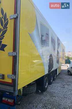 Рефрижератор Schmitz Cargobull SKO 24 2002 в 