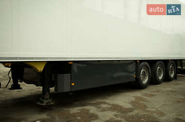 Рефрижератор Schmitz Cargobull SKO 24 2012 в 