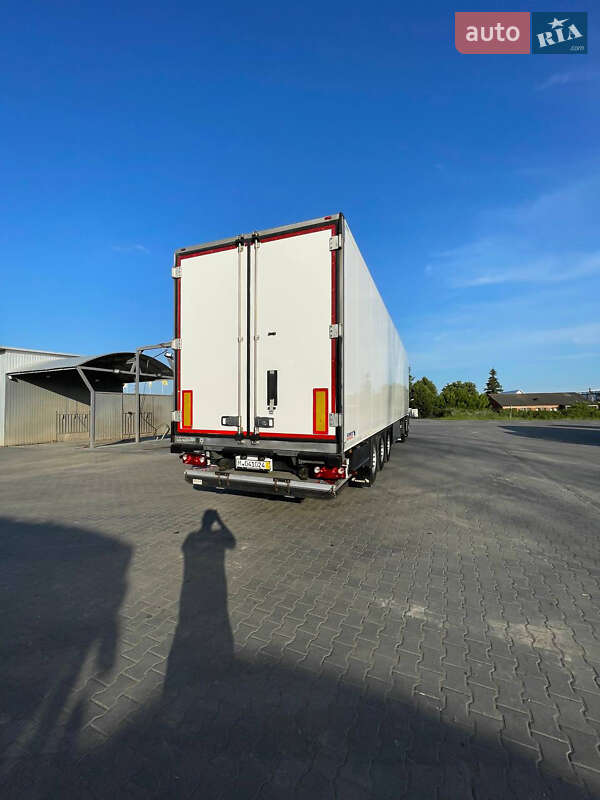 Рефрижератор напівпричіп Schmitz Cargobull SKO 24 2014 в Чернівцях