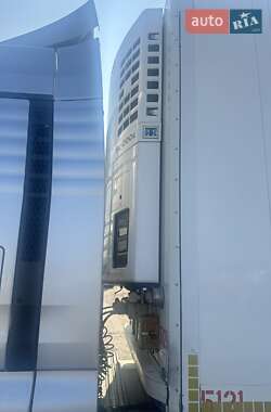 Рефрижератор полуприцеп Schmitz Cargobull SKO 24 2007 в 