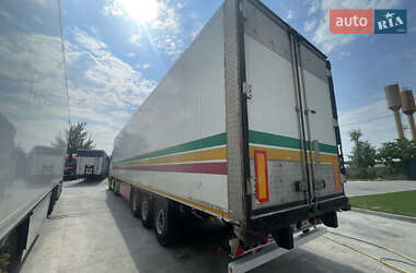 Рефрижератор напівпричіп Schmitz Cargobull SKO 24 2012 в 