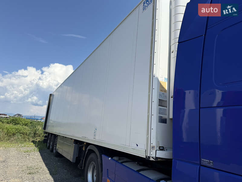 Рефрижератор Schmitz Cargobull SKO 24 2012 в 