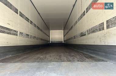 Изотермическая будка Schmitz Cargobull SKO 24 2013 в 