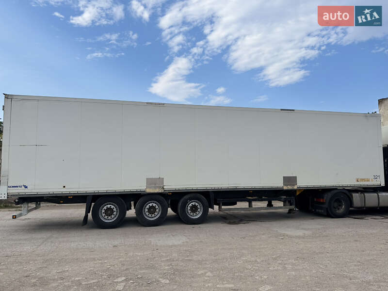 Фургон полуприцеп Schmitz Cargobull SKO 24 2008 в Одессе