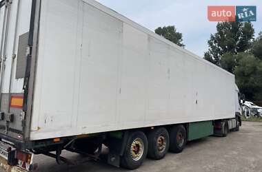 Изотермическая будка Schmitz Cargobull SKO 24 2003 в 