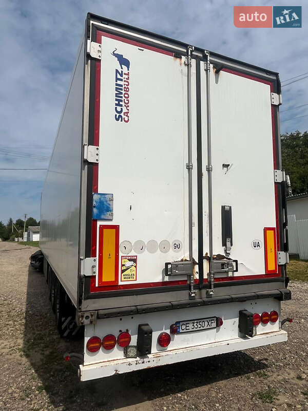 Рефрижератор напівпричіп Schmitz Cargobull SKO 24 2006 в Чернівцях
