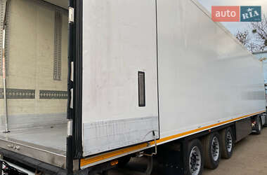 Рефрижератор напівпричіп Schmitz Cargobull SKO 24 2008 в Рівному