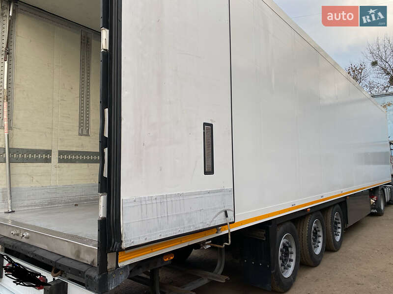 Рефрижератор полуприцеп Schmitz Cargobull SKO 24 2008 в 