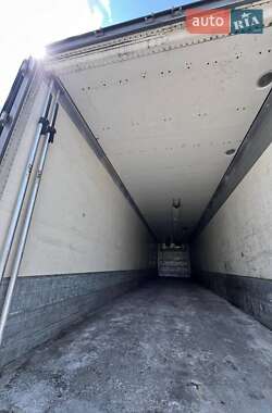 Рефрижератор Schmitz Cargobull SKO 24 2001 в 